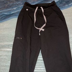 FIGS xs jogger style scrub pants